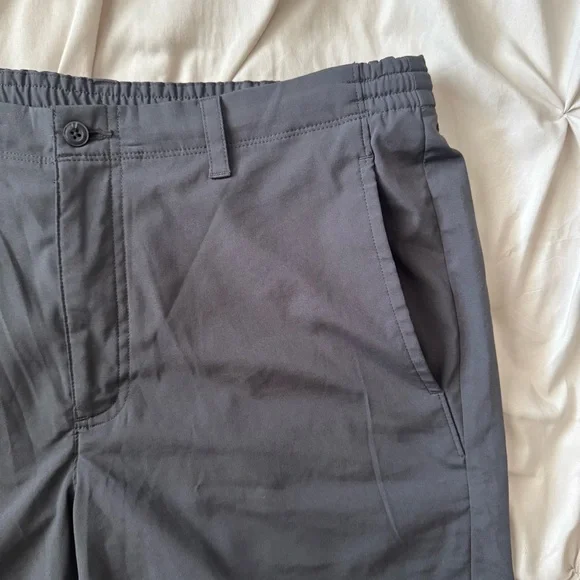 PGA TOUR Men's Golf Shorts Black Performance Stretch Size 36 Classic Fit - Picture 2 of 11